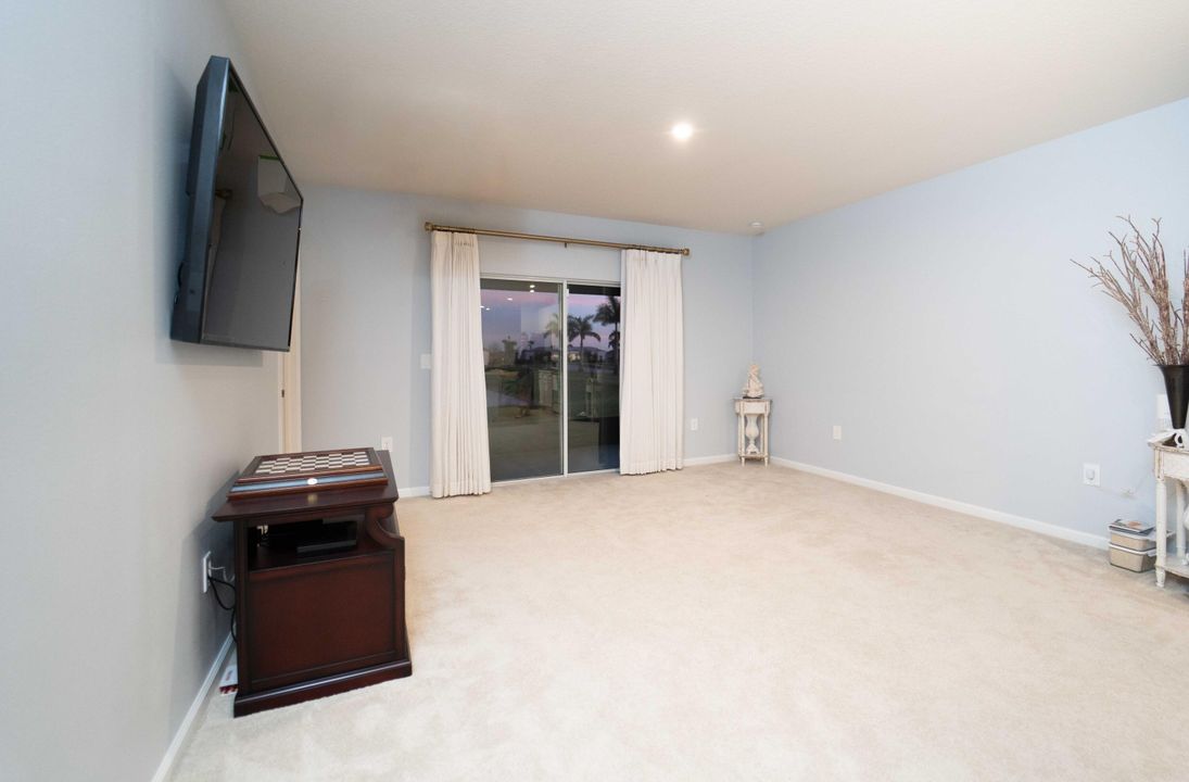 For Sale: $345,000 (3 beds, 2 baths, 1503 Square Feet)