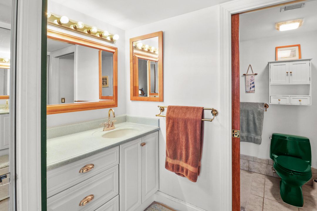 待售: $589,900 (2 贝兹, 2 浴室, 1385 平方英尺)