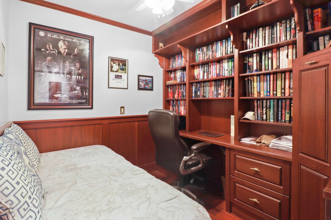 待售: $589,900 (2 贝兹, 2 浴室, 1385 平方英尺)