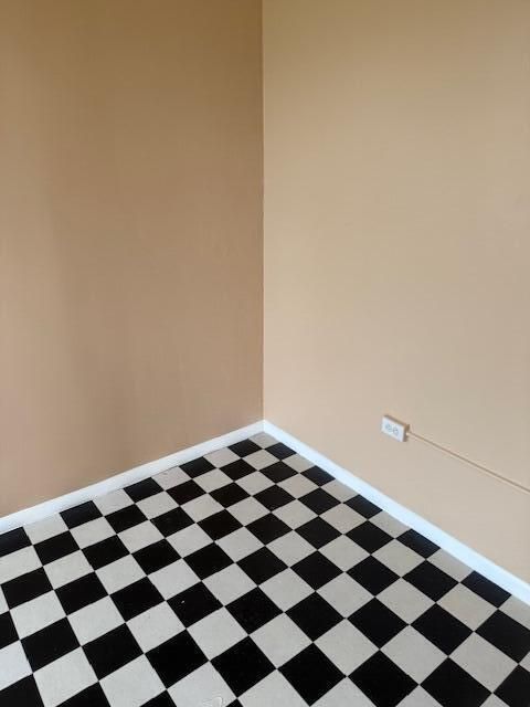 На продажу: $70,000 (1 спален, 1 ванн, 850 Квадратных фут)