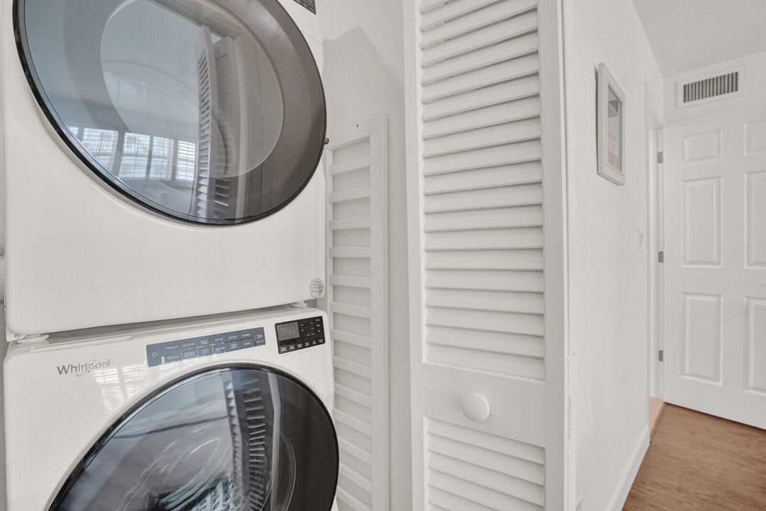 Activo con contrato: $699,000 (2 camas, 2 baños, 1284 Pies cuadrados)