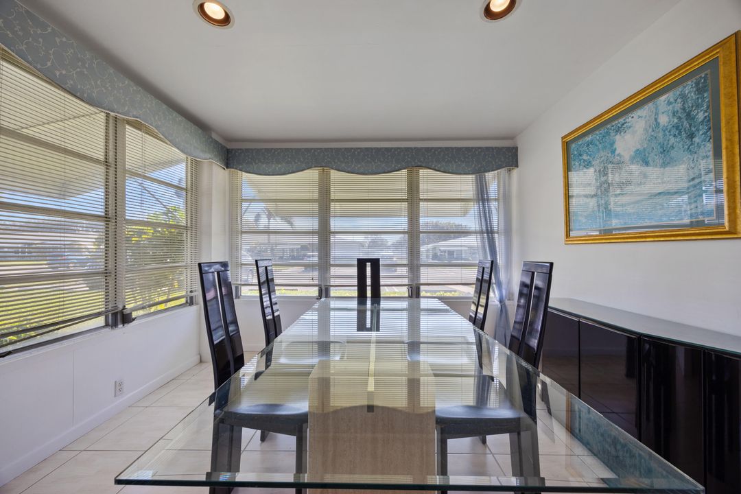 На продажу: $215,000 (2 спален, 2 ванн, 1104 Квадратных фут)