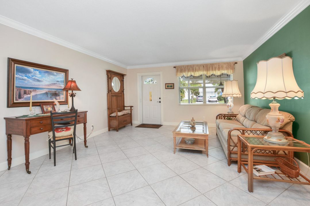 На продажу: $299,000 (2 спален, 2 ванн, 1527 Квадратных фут)