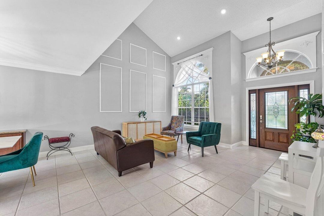 На продажу: $932,000 (4 спален, 2 ванн, 2223 Квадратных фут)