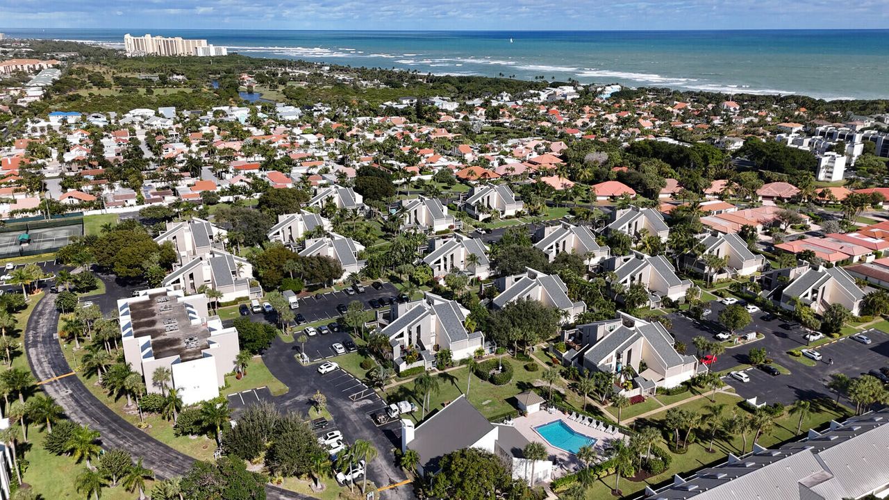 待售: $289,900 (1 贝兹, 1 浴室, 740 平方英尺)