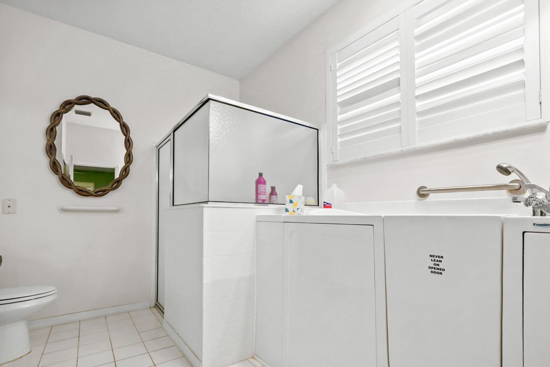 待售: $269,900 (2 贝兹, 2 浴室, 1766 平方英尺)