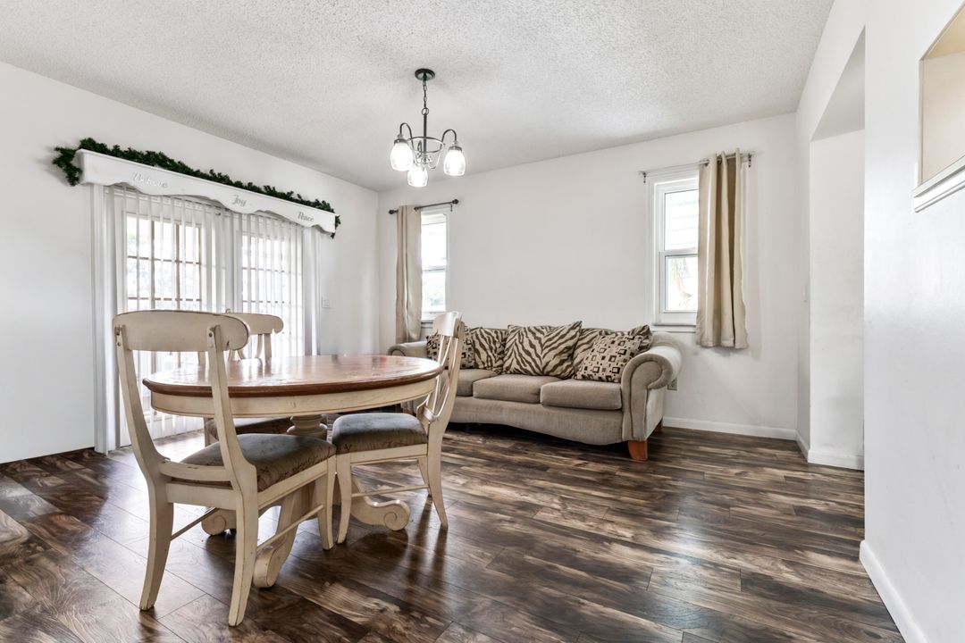 For Sale: $506,000 (3 beds, 2 baths, 1743 Square Feet)