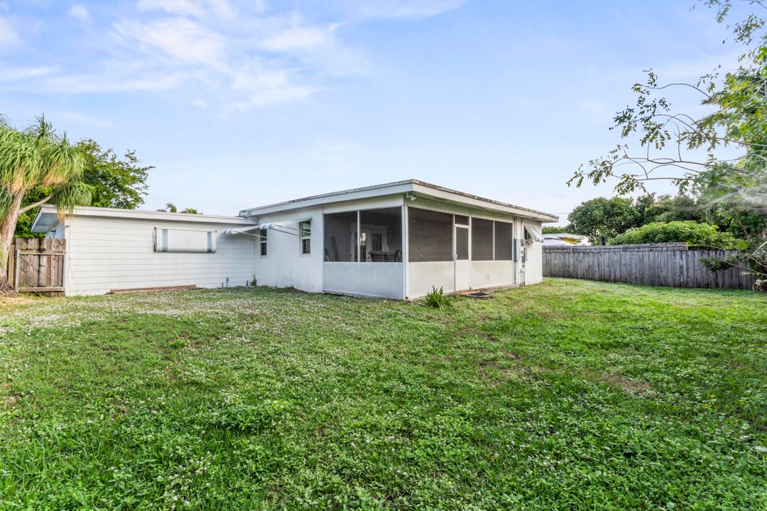 For Sale: $506,000 (3 beds, 2 baths, 1743 Square Feet)