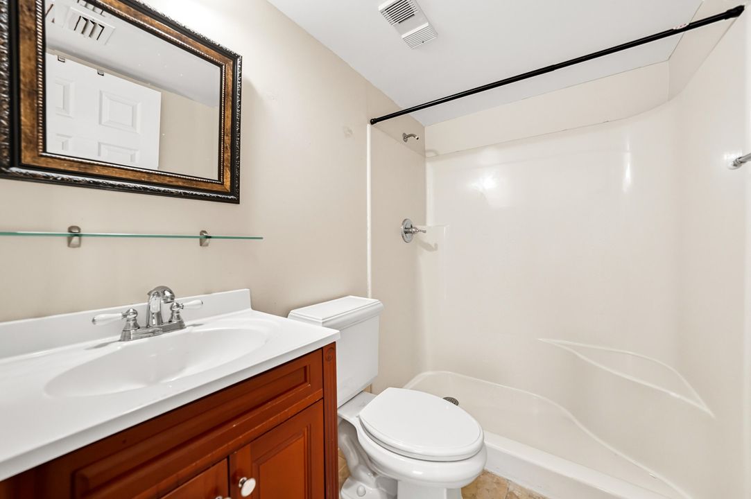 待售: $135,000 (2 贝兹, 2 浴室, 735 平方英尺)