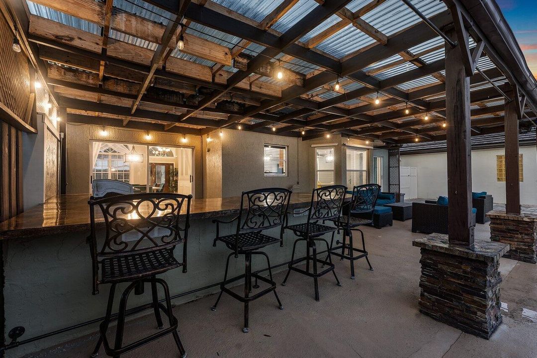 На продажу: $932,000 (4 спален, 2 ванн, 2223 Квадратных фут)