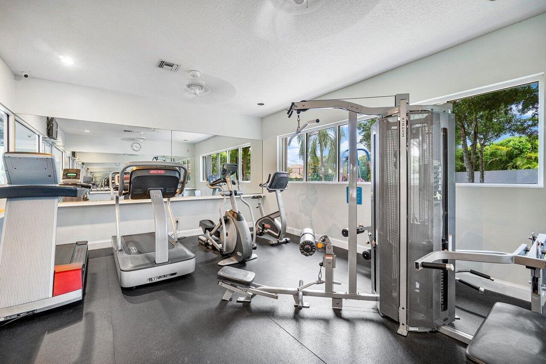 На продажу: $932,000 (4 спален, 2 ванн, 2223 Квадратных фут)