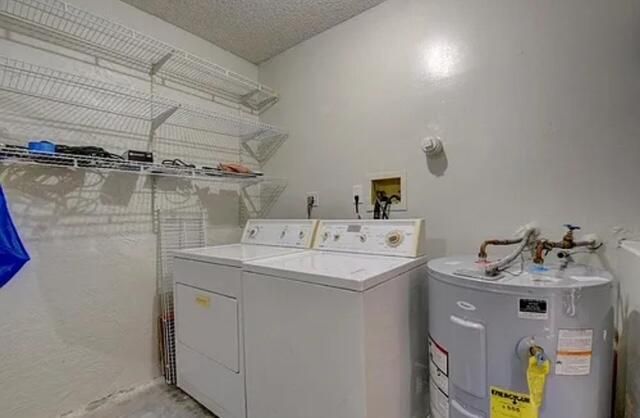 For Rent: $2,450 (2 beds, 2 baths, 861 Square Feet)