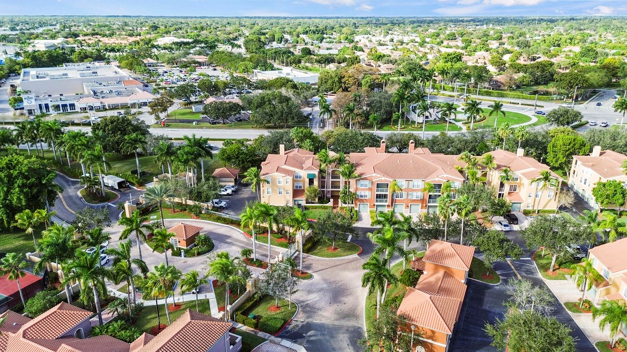 На продажу: $499,800 (3 спален, 2 ванн, 1479 Квадратных фут)