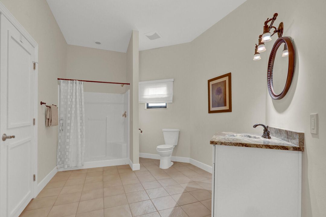 For Sale: $600,000 (3 beds, 3 baths, 2367 Square Feet)