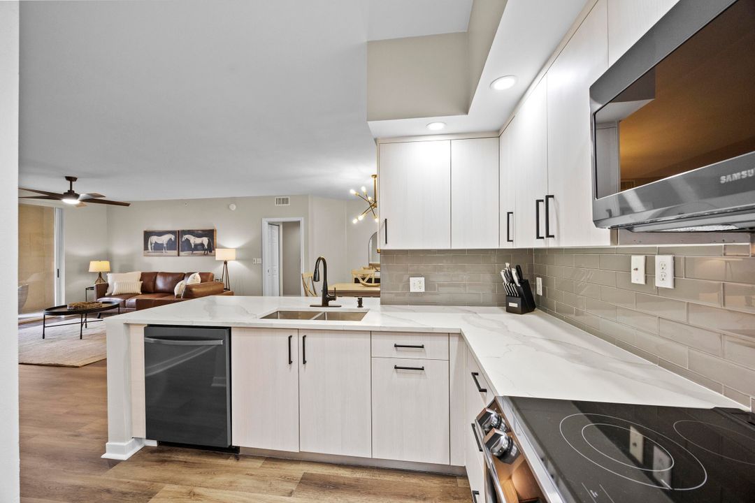 На продажу: $499,800 (3 спален, 2 ванн, 1479 Квадратных фут)