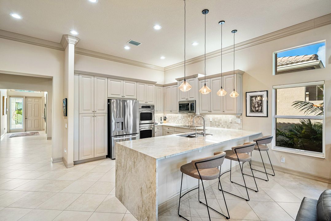 For Sale: $750,000 (3 beds, 2 baths, 2340 Square Feet)