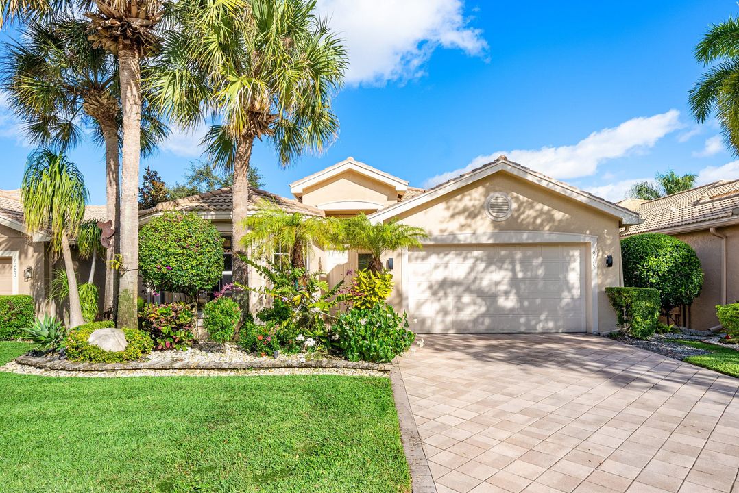 For Sale: $750,000 (3 beds, 2 baths, 2340 Square Feet)