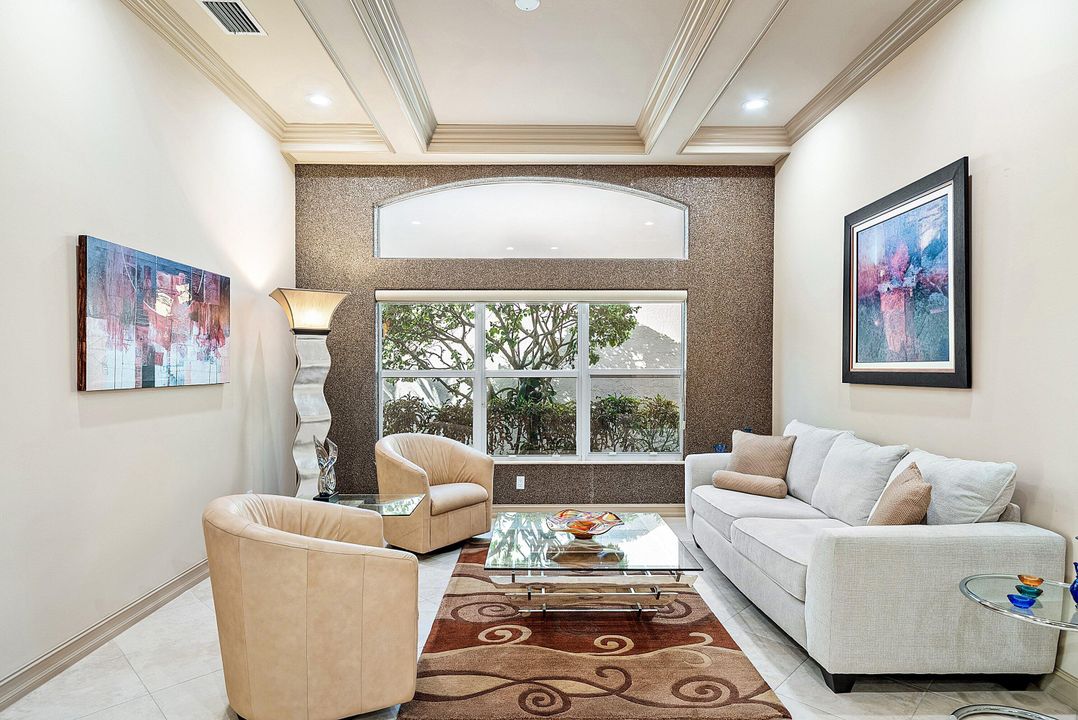 For Sale: $750,000 (3 beds, 2 baths, 2340 Square Feet)