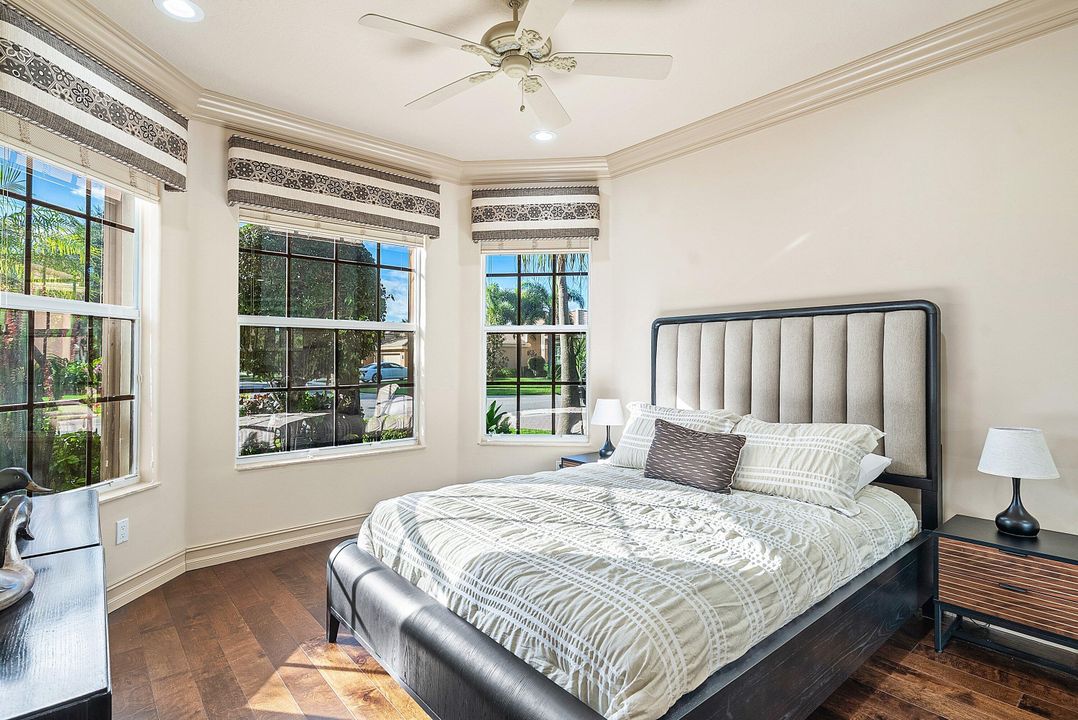 For Sale: $750,000 (3 beds, 2 baths, 2340 Square Feet)