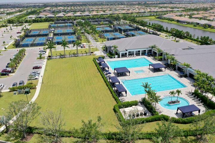 En Venta: $539,000 (2 camas, 2 baños, 1753 Pies cuadrados)