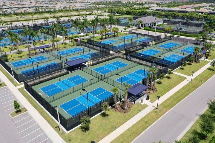 En Venta: $539,000 (2 camas, 2 baños, 1753 Pies cuadrados)