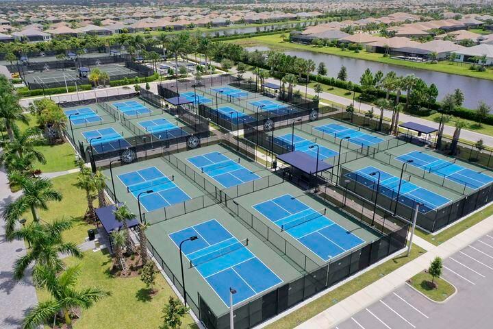 En Venta: $539,000 (2 camas, 2 baños, 1753 Pies cuadrados)