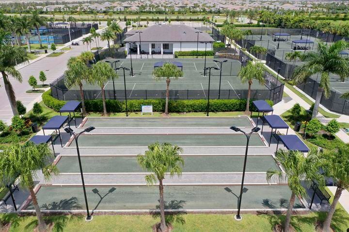 En Venta: $539,000 (2 camas, 2 baños, 1753 Pies cuadrados)