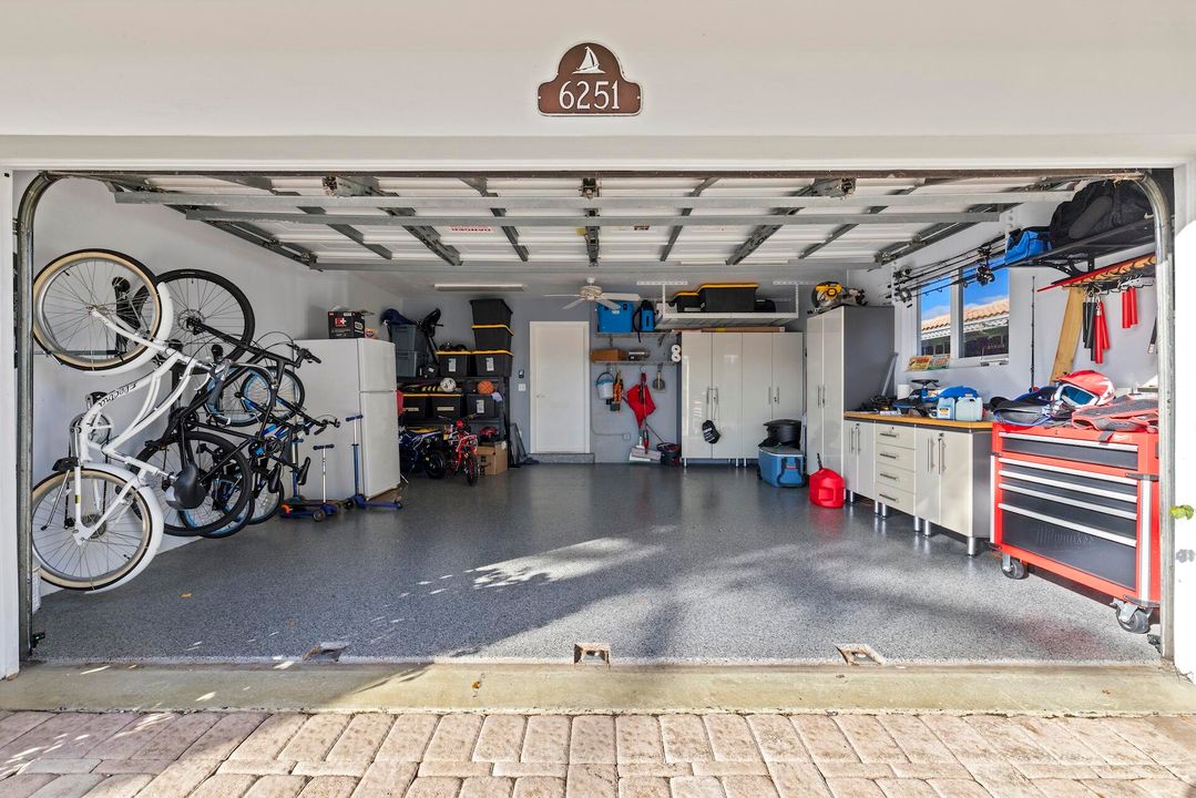 出租: $7,800 (2 贝兹, 2 浴室, 1619 平方英尺)