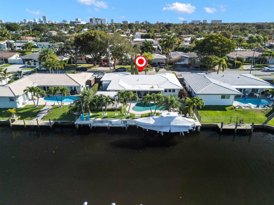 出租: $7,800 (2 贝兹, 2 浴室, 1619 平方英尺)