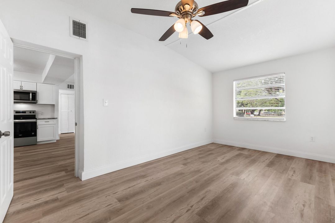 For Rent: $2,500 (3 beds, 2 baths, 1452 Square Feet)