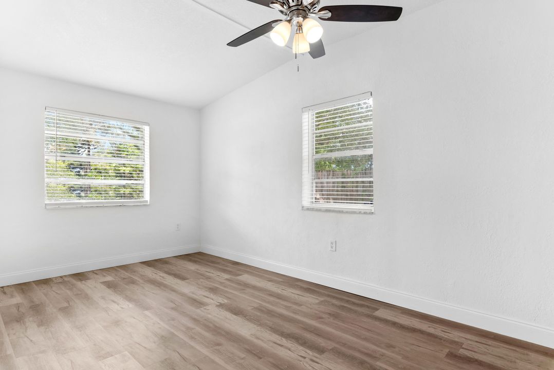 For Rent: $2,500 (3 beds, 2 baths, 1452 Square Feet)