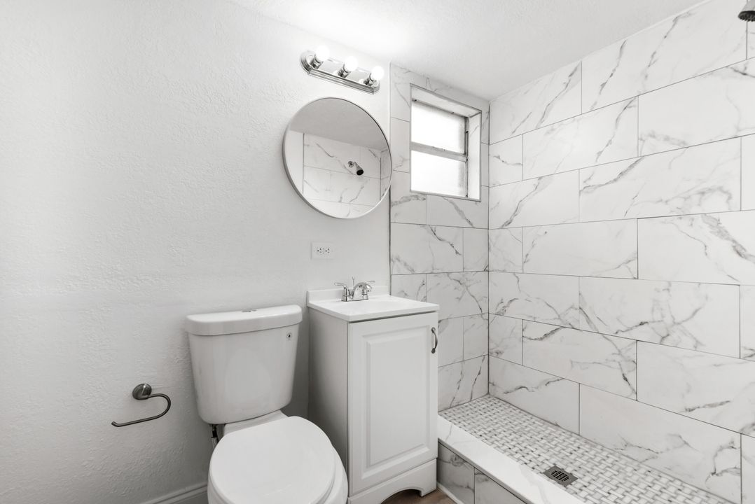 For Rent: $2,500 (3 beds, 2 baths, 1452 Square Feet)