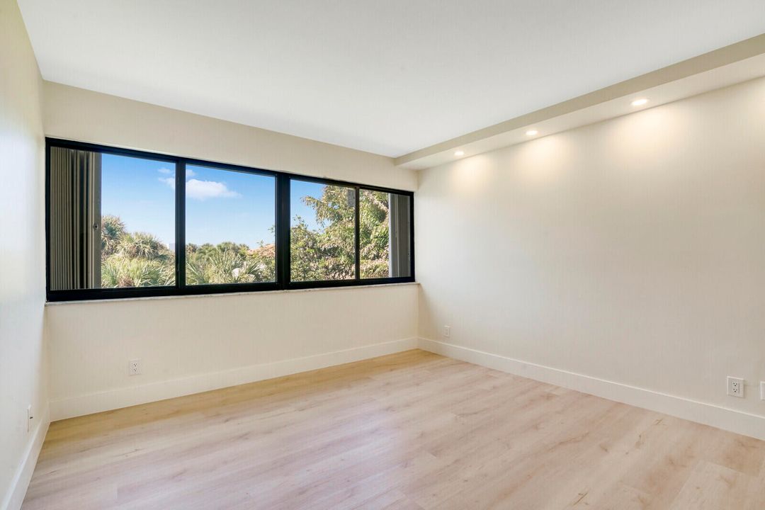 出租: $3,500 (2 贝兹, 2 浴室, 1183 平方英尺)