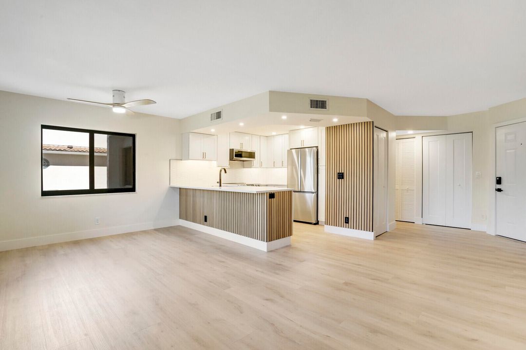 出租: $3,500 (2 贝兹, 2 浴室, 1183 平方英尺)