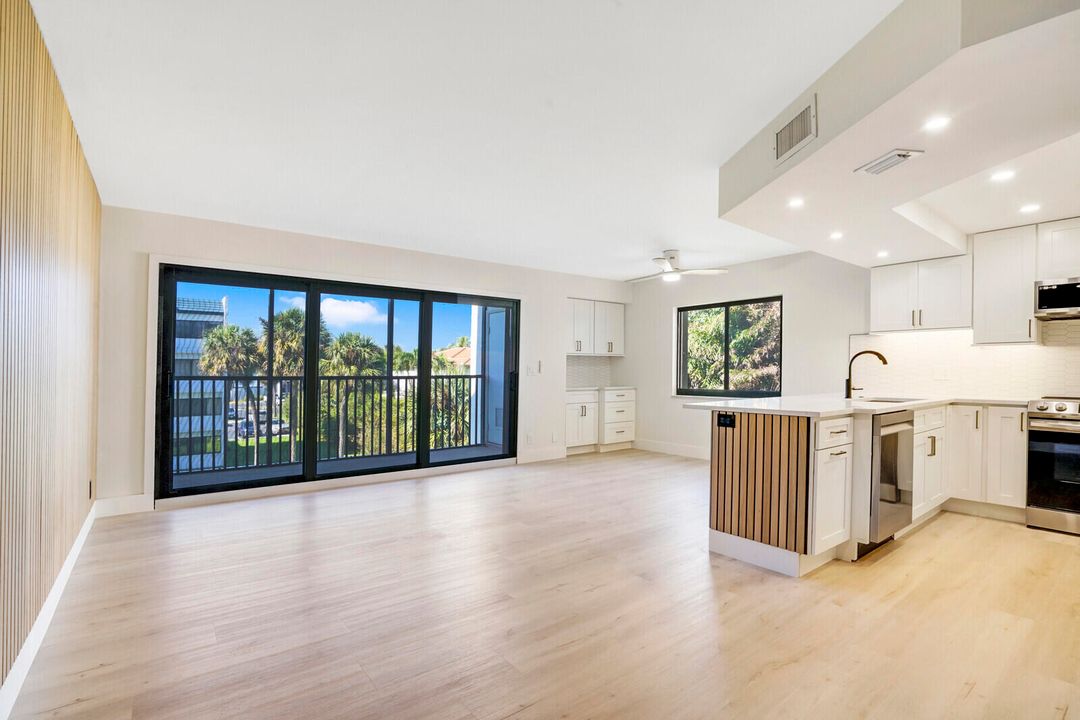 出租: $3,500 (2 贝兹, 2 浴室, 1183 平方英尺)