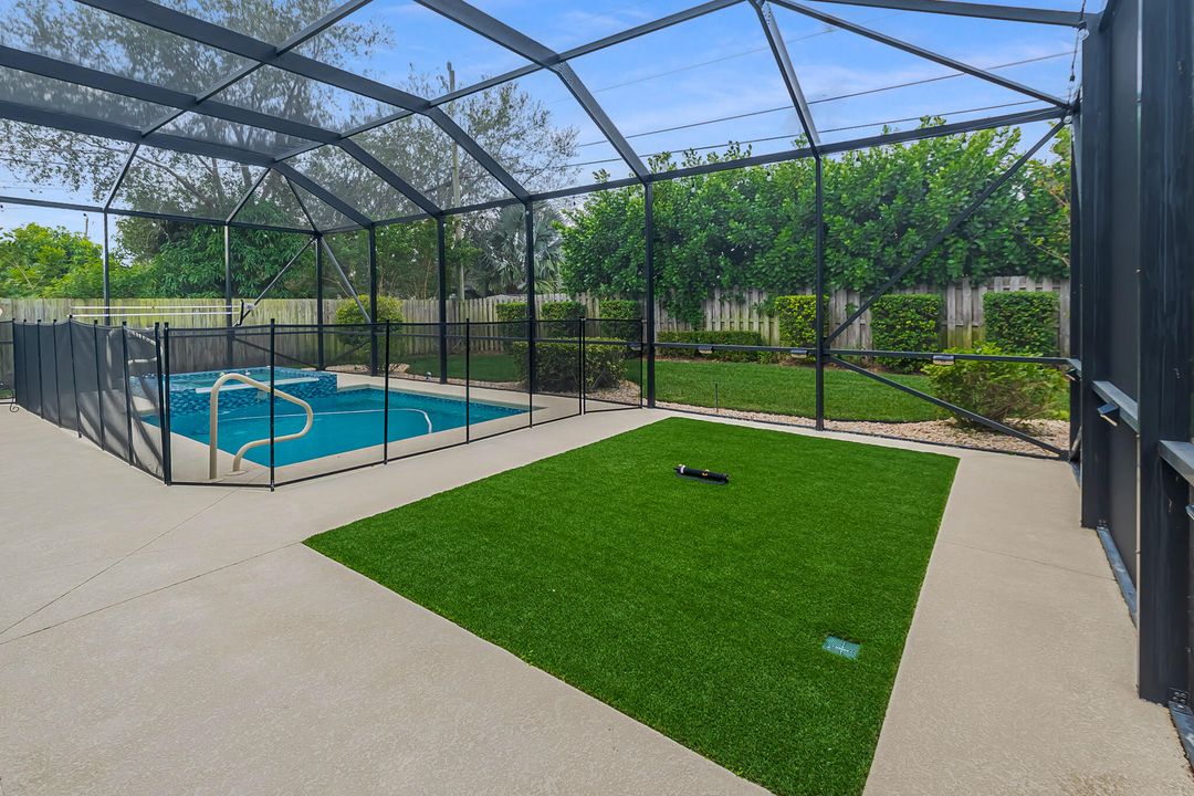 For Sale: $545,000 (3 beds, 2 baths, 1907 Square Feet)