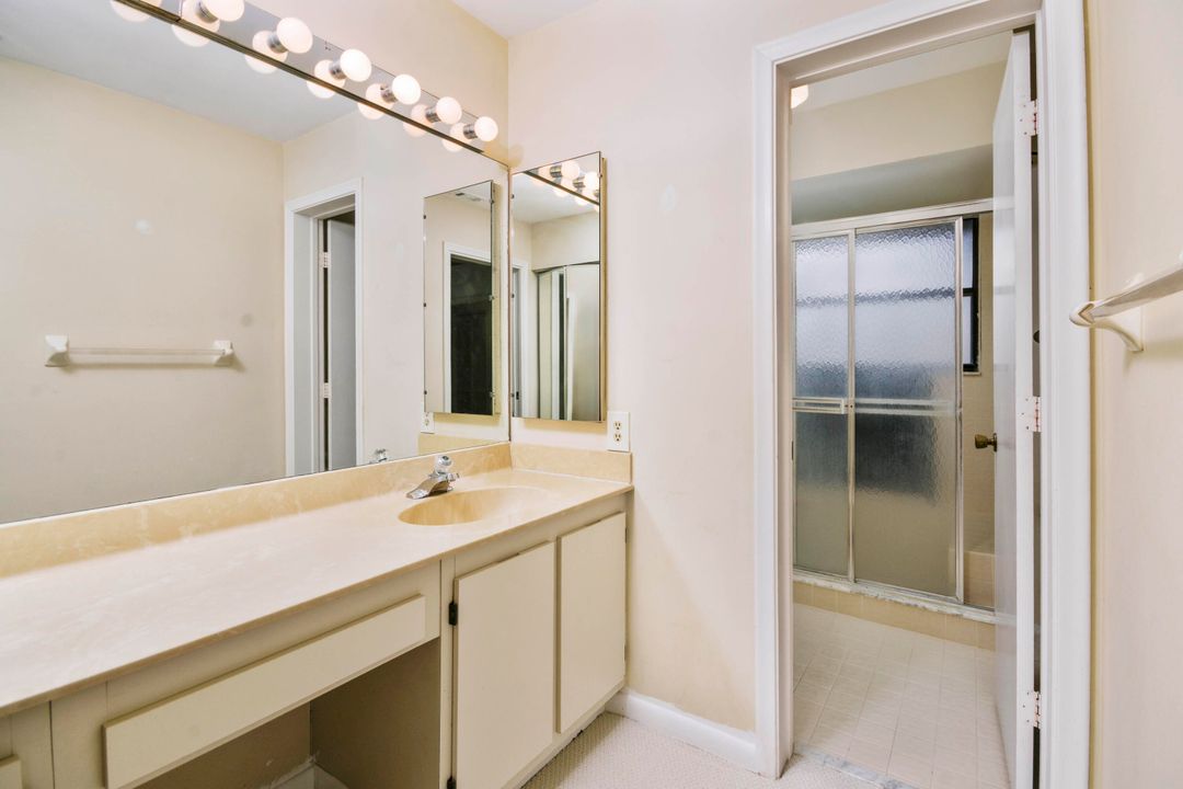 En Venta: $550,000 (3 camas, 2 baños, 1609 Pies cuadrados)