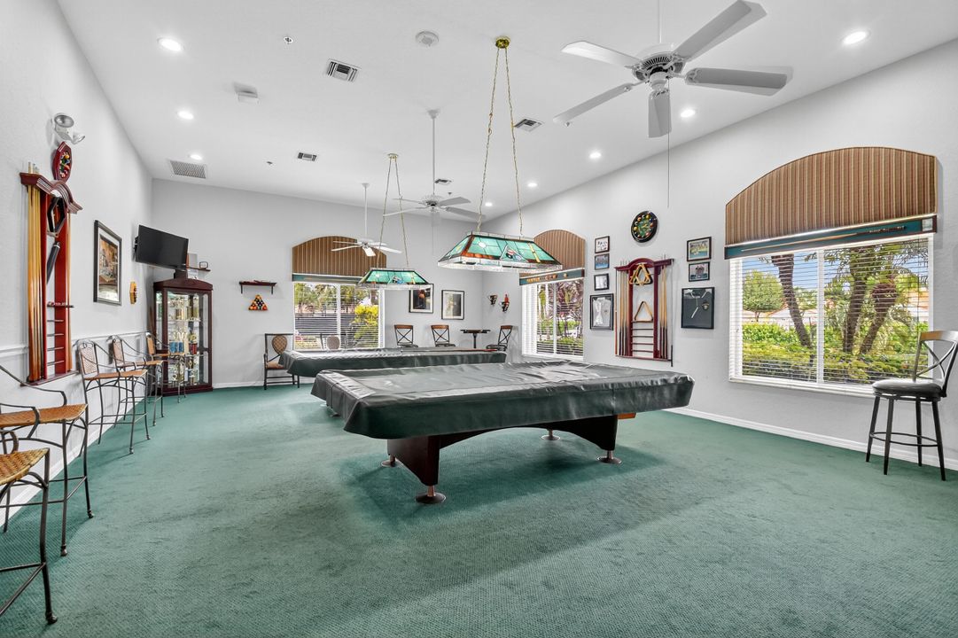 待售: $385,000 (2 贝兹, 2 浴室, 1378 平方英尺)