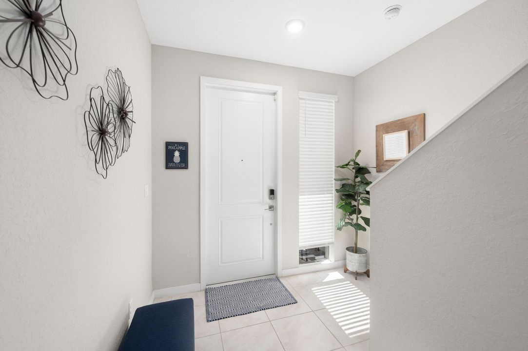 For Rent: $3,500 (3 beds, 2 baths, 1791 Square Feet)