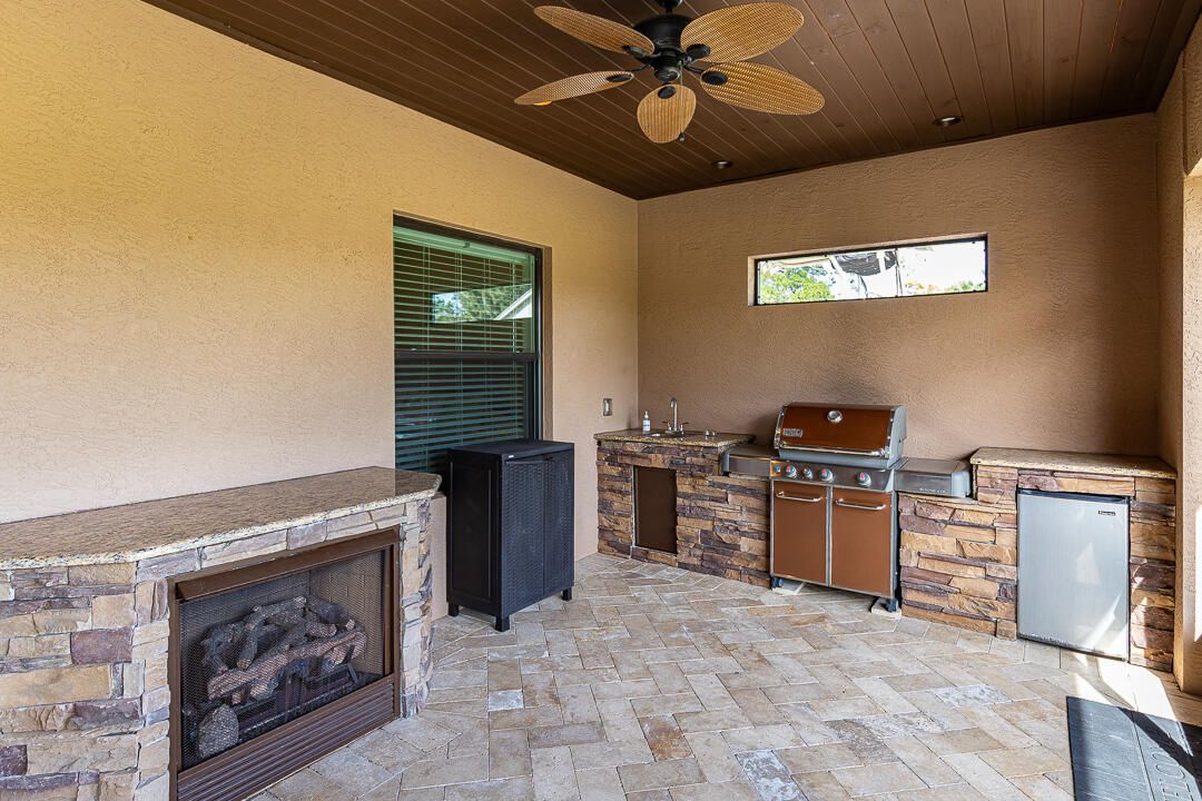 待售: $1,249,000 (4 贝兹, 3 浴室, 3058 平方英尺)