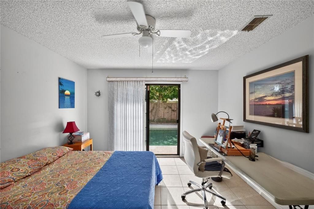 En Venta: $345,000 (3 camas, 2 baños, 1062 Pies cuadrados)