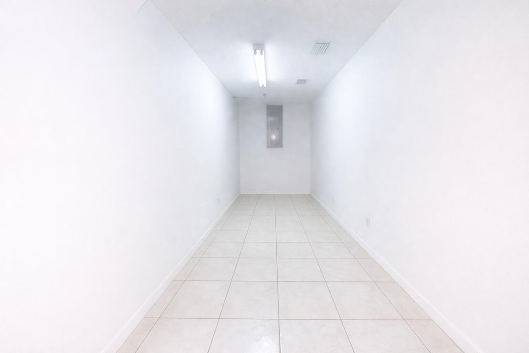 For Sale: $199,000 (2 beds, 2 baths, 1233 Square Feet)