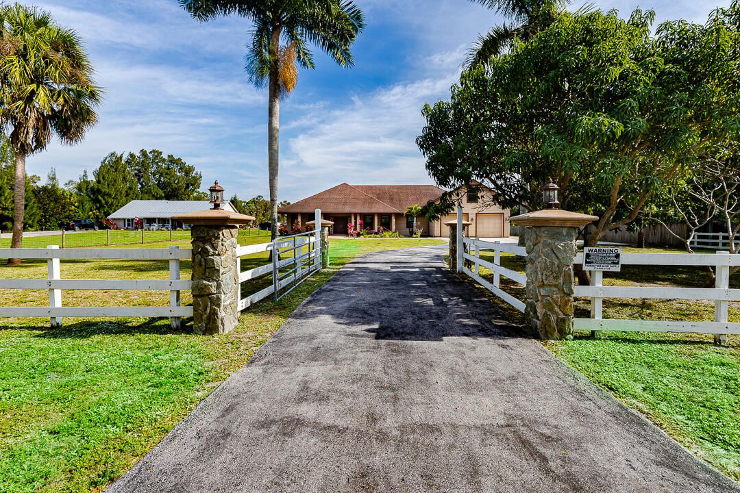 待售: $1,249,000 (4 贝兹, 3 浴室, 3058 平方英尺)