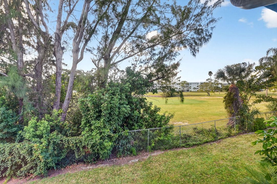 待售: $175,000 (2 贝兹, 2 浴室, 1231 平方英尺)