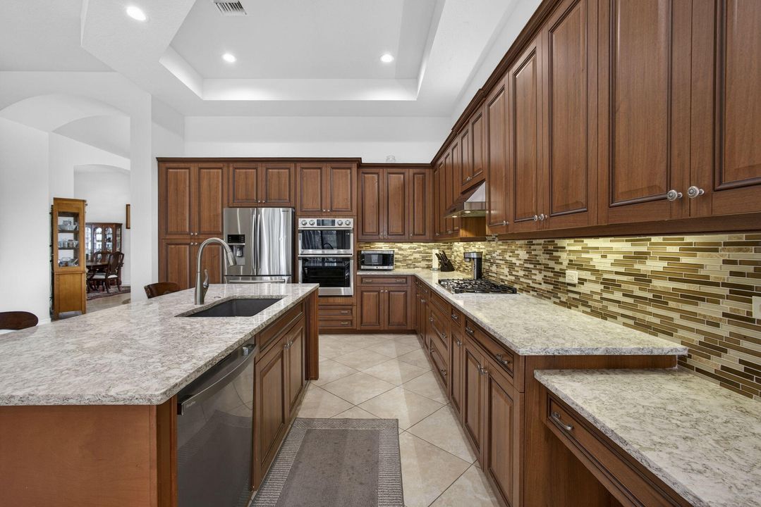 待售: $1,150,000 (3 贝兹, 3 浴室, 2961 平方英尺)