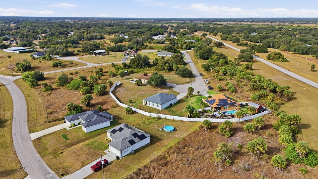 For Sale: $360,000 (3 beds, 2 baths, 1524 Square Feet)