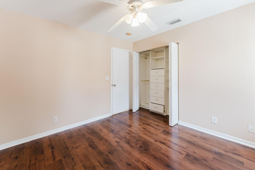 En Venta: $647,999 (4 camas, 2 baños, 1906 Pies cuadrados)