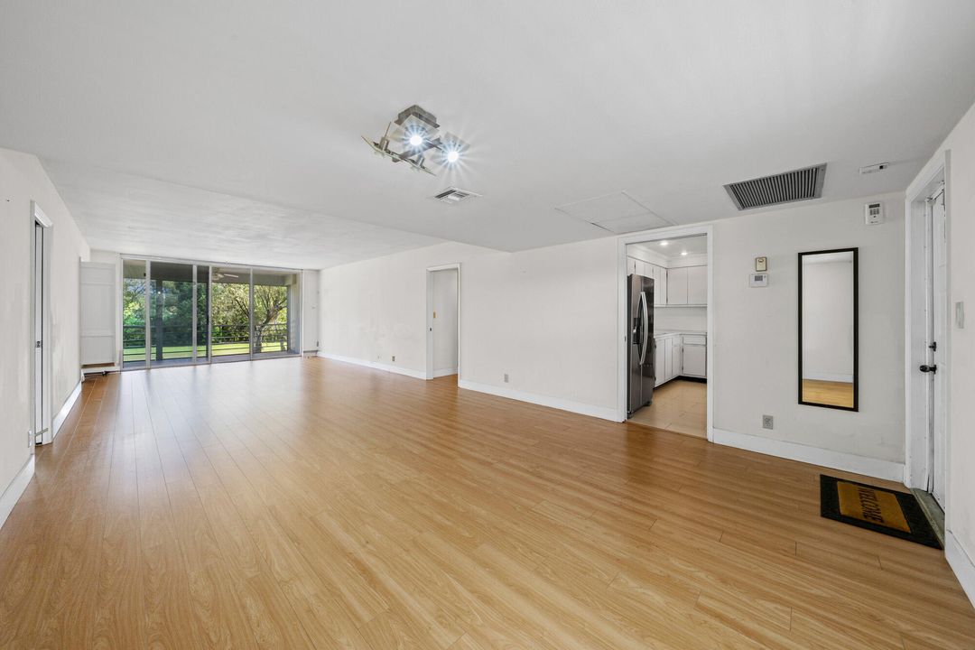 На продажу: $265,000 (3 спален, 2 ванн, 1500 Квадратных фут)