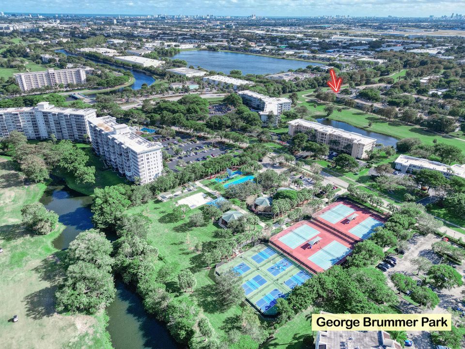 На продажу: $265,000 (3 спален, 2 ванн, 1500 Квадратных фут)