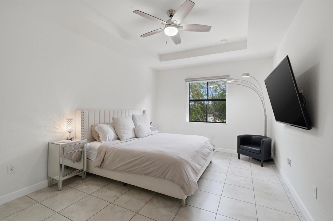 For Sale: $615,000 (4 beds, 3 baths, 1959 Square Feet)